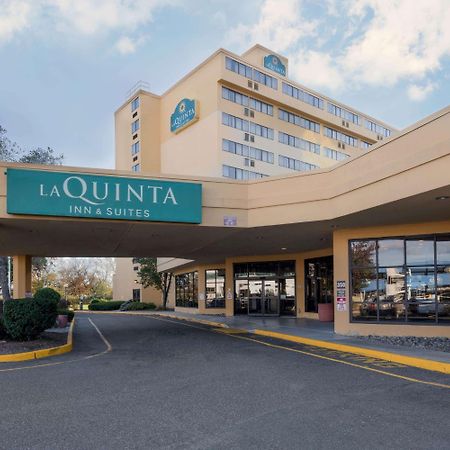La Quinta By Wyndham Secaucus Meadowlands Hotel Bagian luar foto