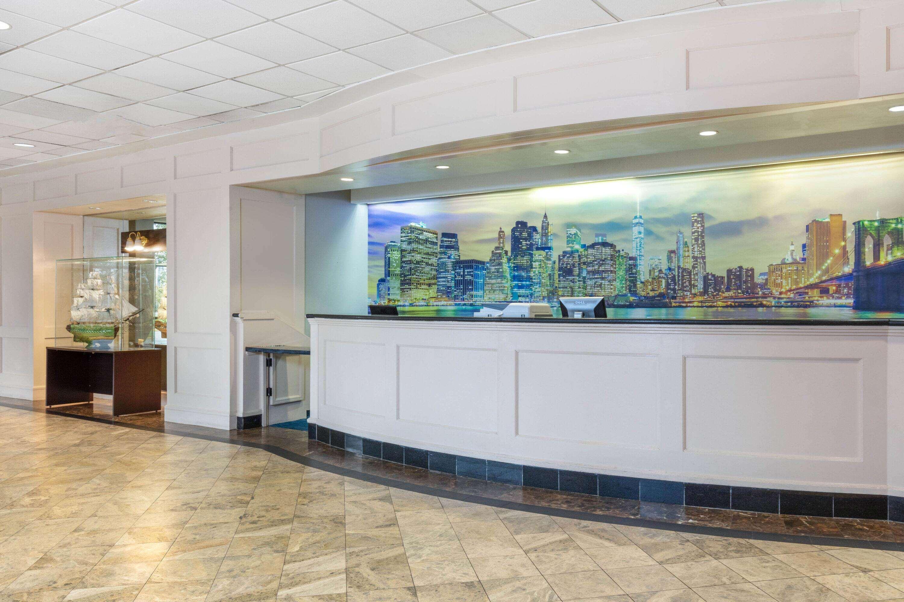 La Quinta By Wyndham Secaucus Meadowlands Hotel Bagian luar foto