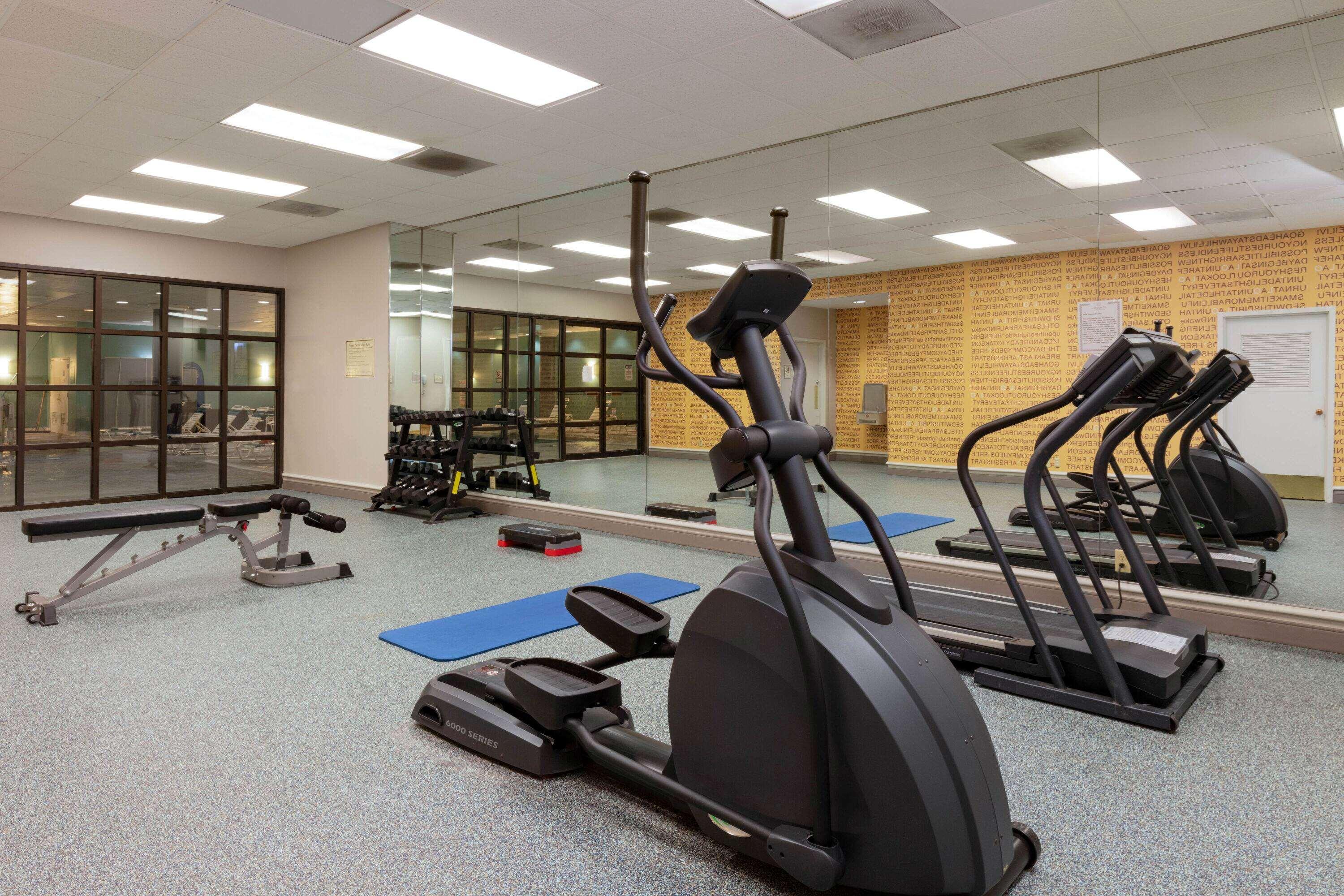 La Quinta By Wyndham Secaucus Meadowlands Hotel Bagian luar foto