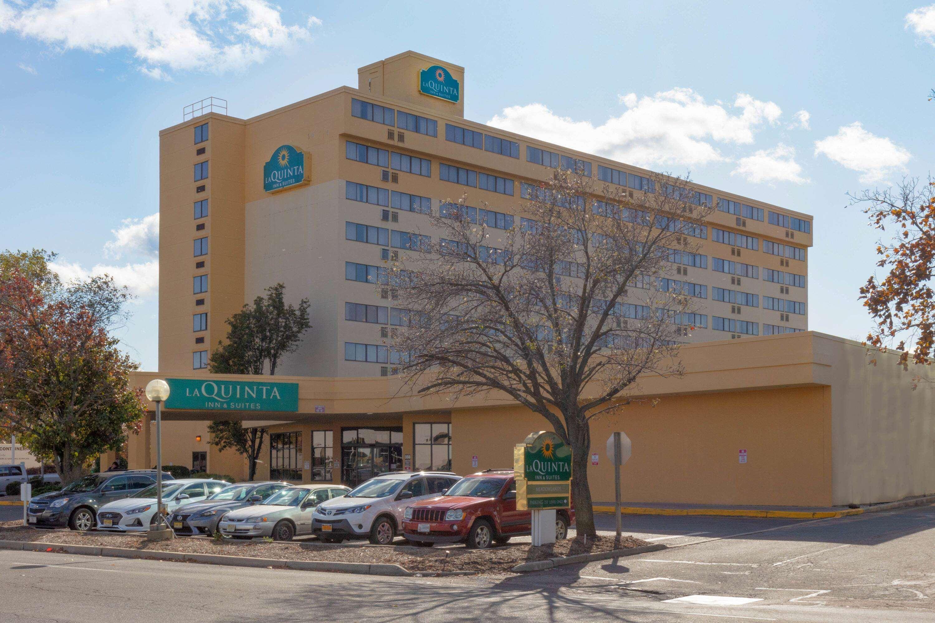 La Quinta By Wyndham Secaucus Meadowlands Hotel Bagian luar foto