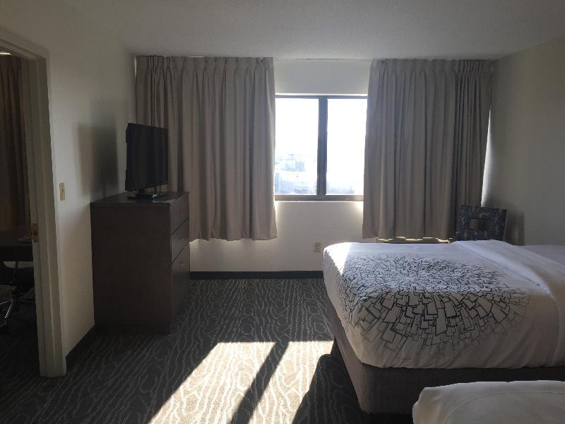 La Quinta By Wyndham Secaucus Meadowlands Hotel Bagian luar foto