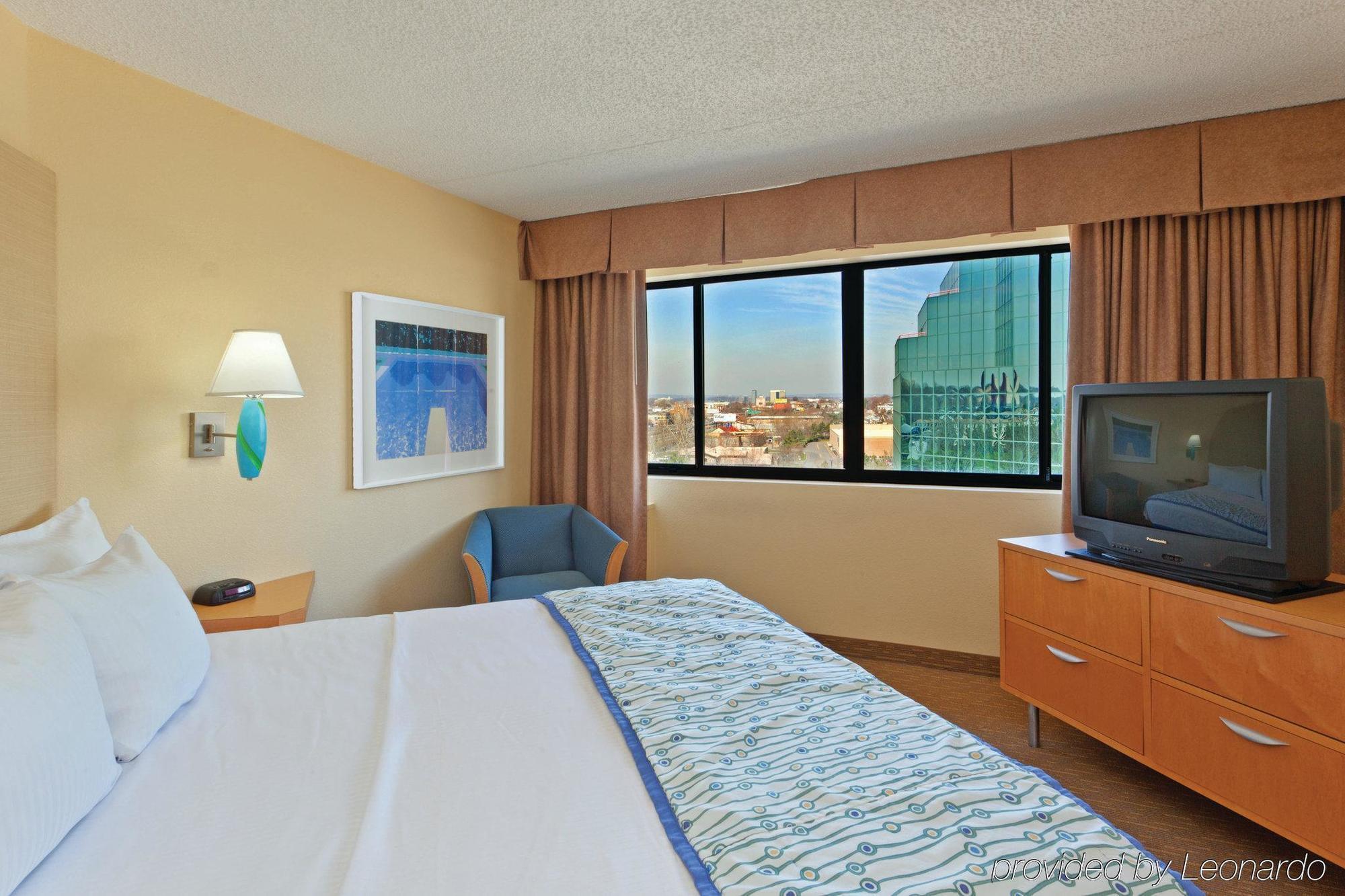 La Quinta By Wyndham Secaucus Meadowlands Hotel Bagian luar foto