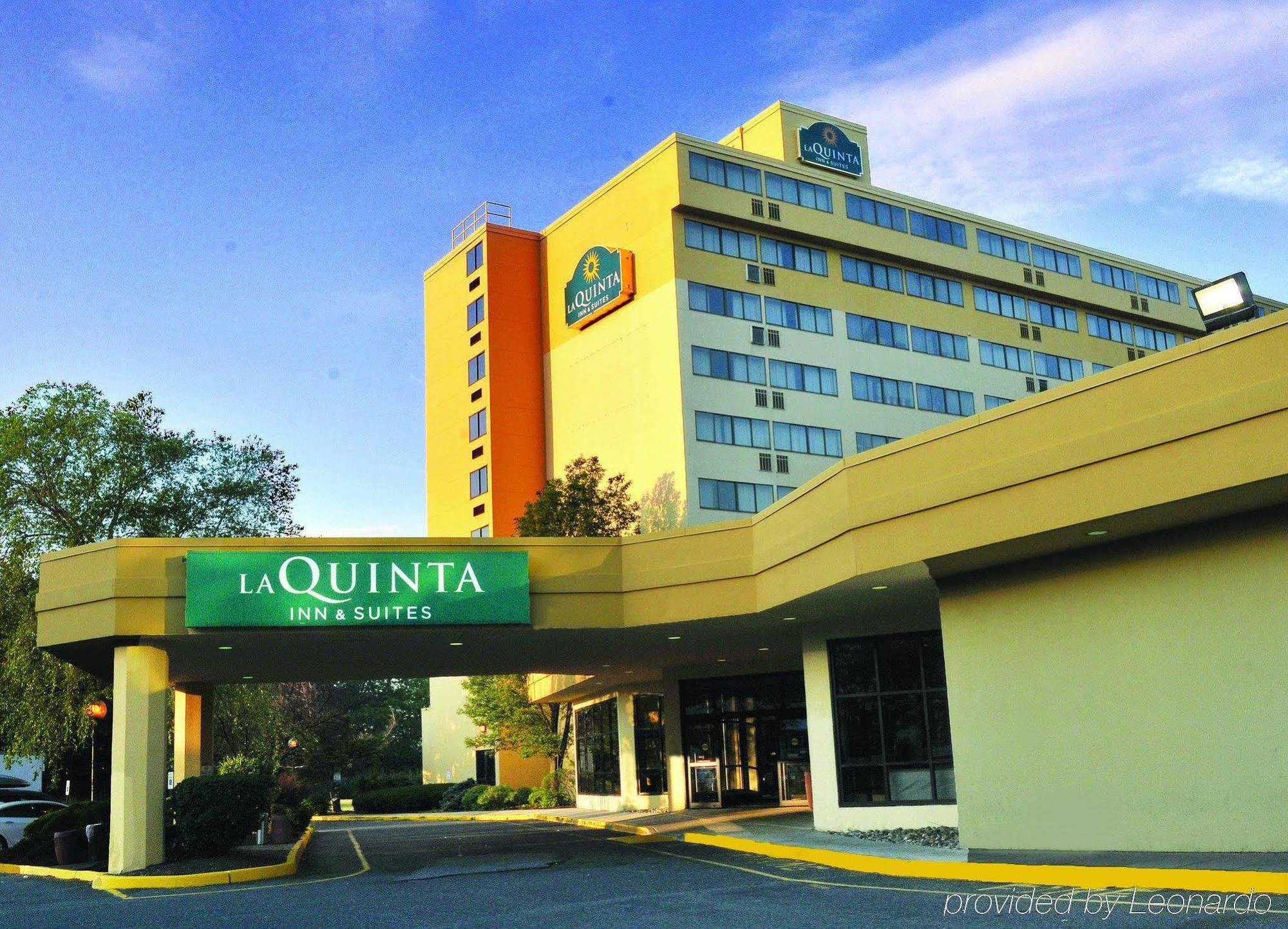 La Quinta By Wyndham Secaucus Meadowlands Hotel Bagian luar foto