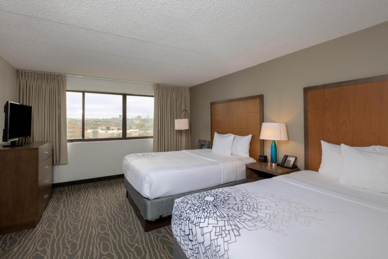La Quinta By Wyndham Secaucus Meadowlands Hotel Bagian luar foto